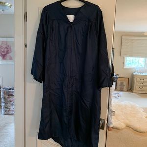Josten’s Graduation Gown